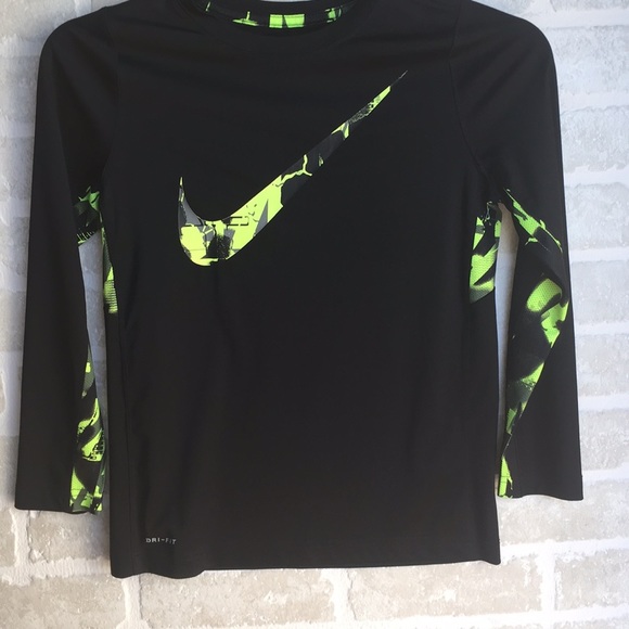 boys nike shirts
